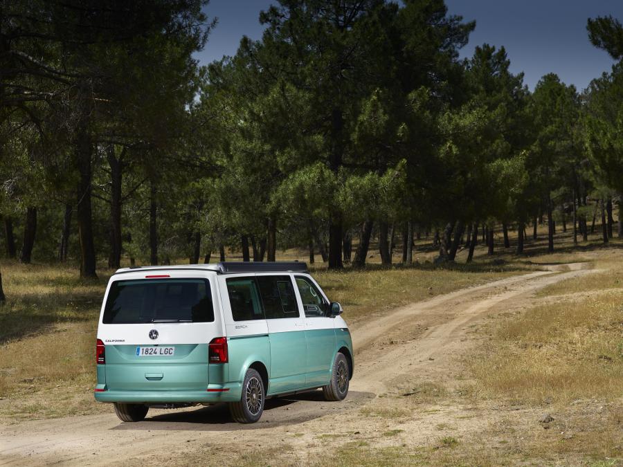  Volkswagen California Beach (T6.1) 2019 года  (WW) (фото 13 из 33)